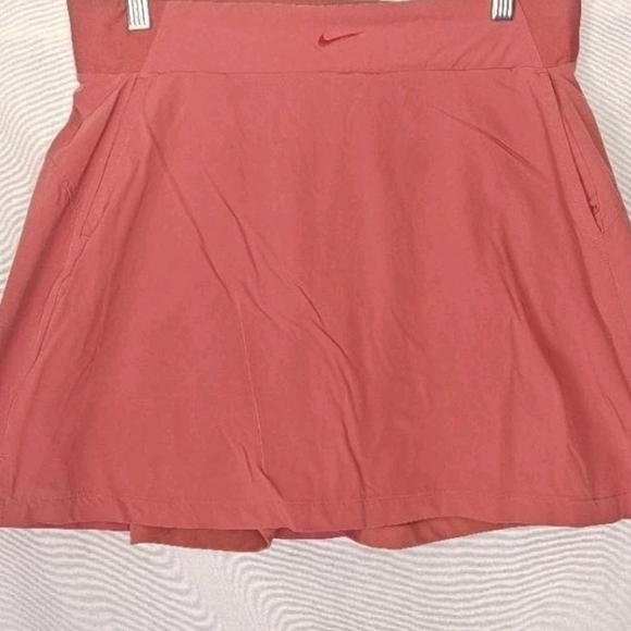 Nike Women's Pink Rust Skort - Picture 5 of 9